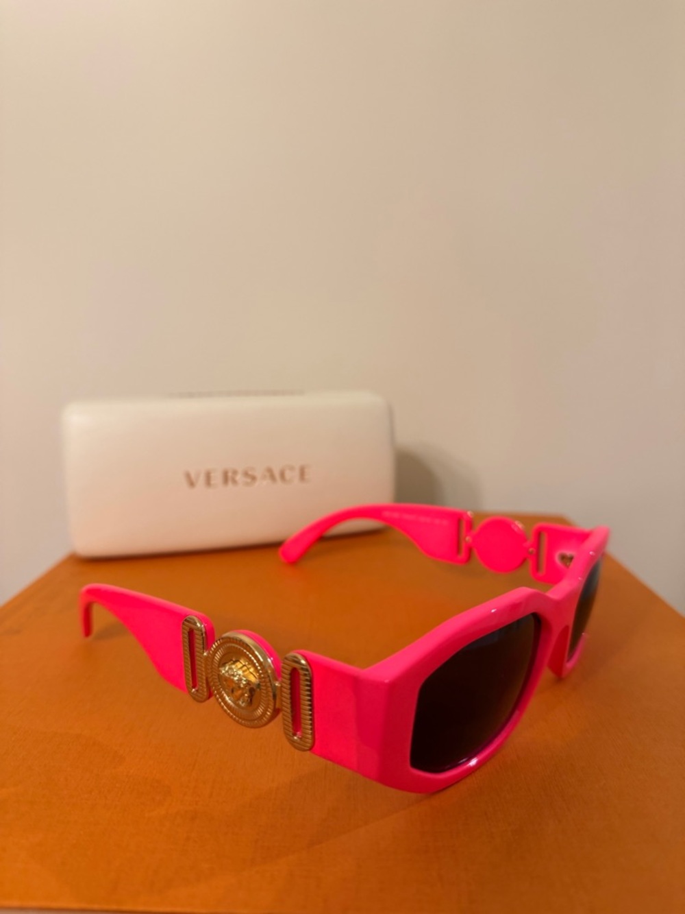 Versace Hot Pink Medusa Accent Women's Sunglasses with Case *Never worn*